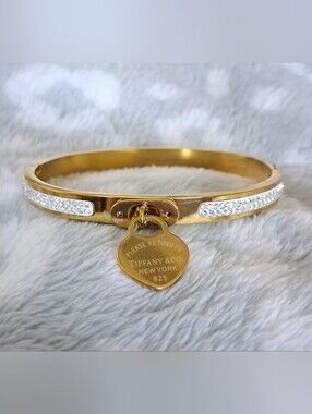 Fashion Jewelry Gold Tone Heart Tag Bangle Bracelet